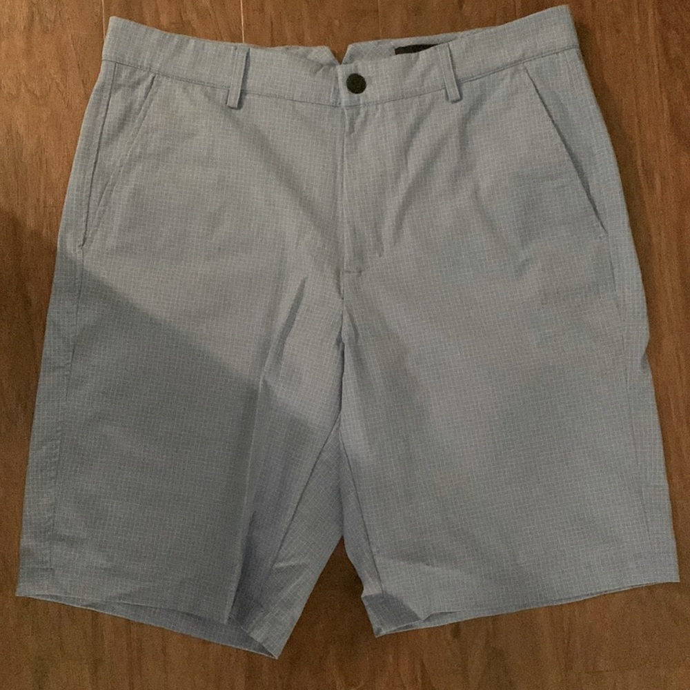 Mens Dunning Golf shorts.